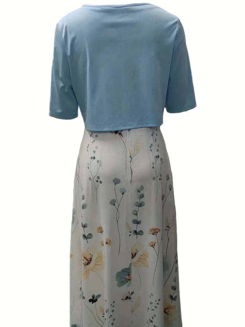 Ensemble de robe à fleurs élégant en deux parties avec crop-top uni et robe à encolure ronde