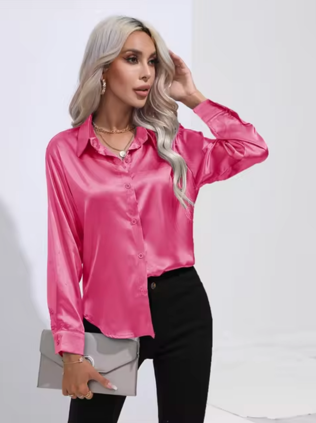 Blouse en satin à manches longues