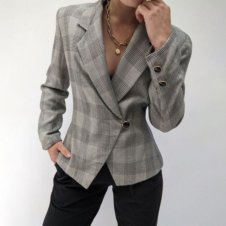 Top à manches longues à carreaux avec une touche rétro