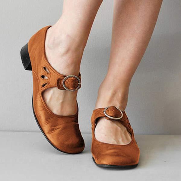 Anika | Authentic Vintage Round Nose Shoes