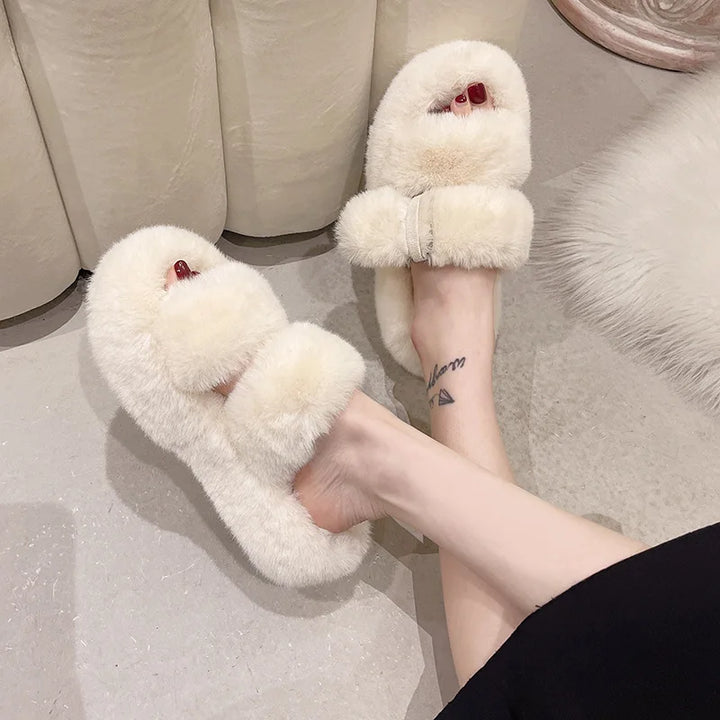Amelia - Chaussons pelucheux élégants et confortables pour femmes