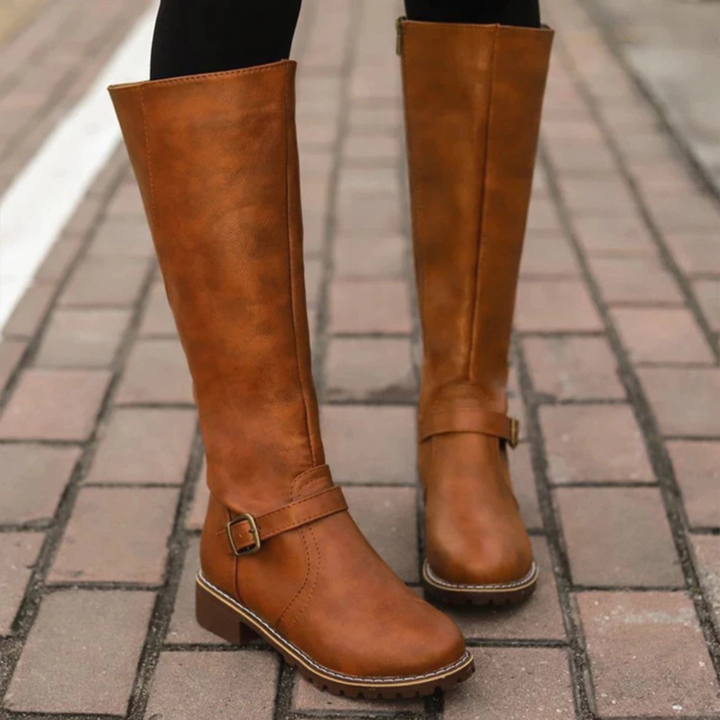 Bottes mi-mollet élégantes pour femmes avec une boucle tendance
