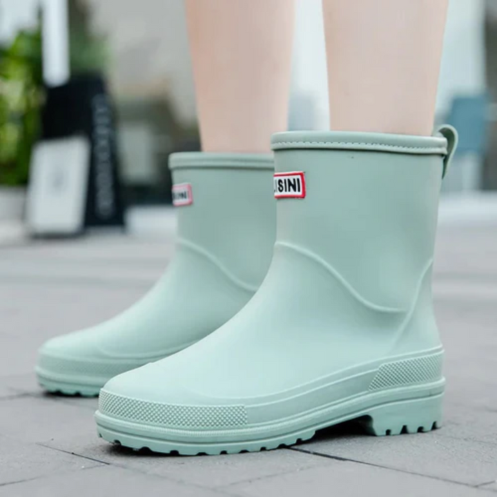 Bottes de pluie chic et imperméables pour femmes - élégantes et fonctionnelles