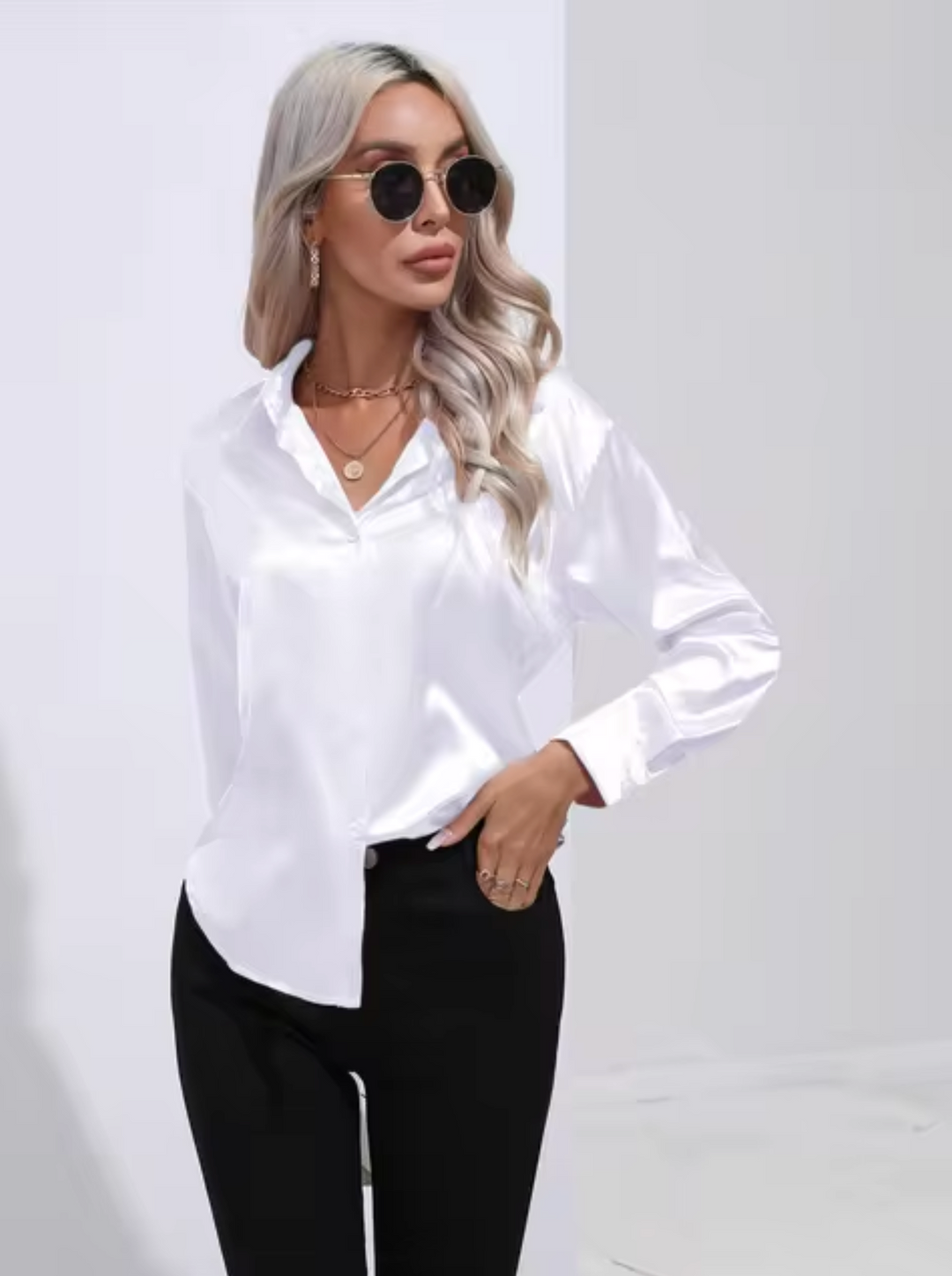 Blouse en satin à manches longues