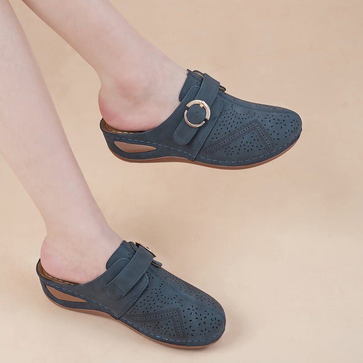 Annabel | Sandales de sport élégantes et confortables avec nez fermé et brides à boucles réglables de couleur unie