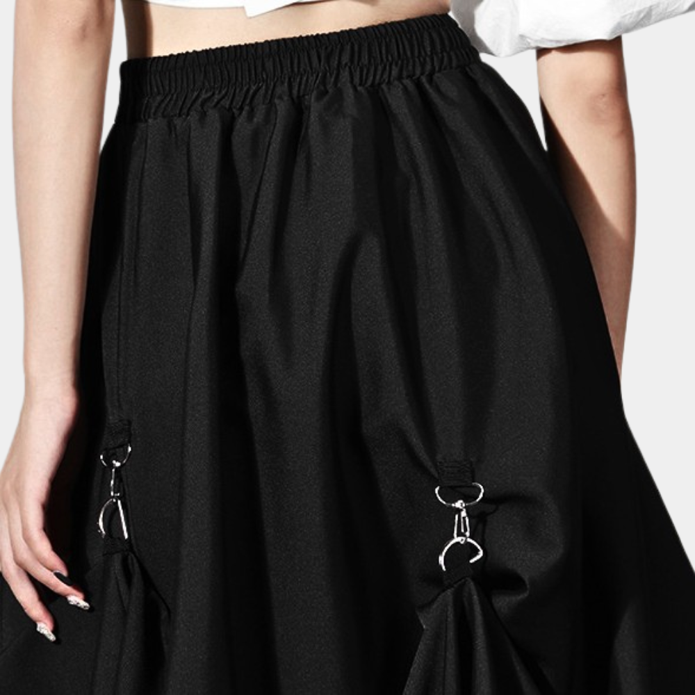 Jupe asymétrique chic pour femmes au design moderne