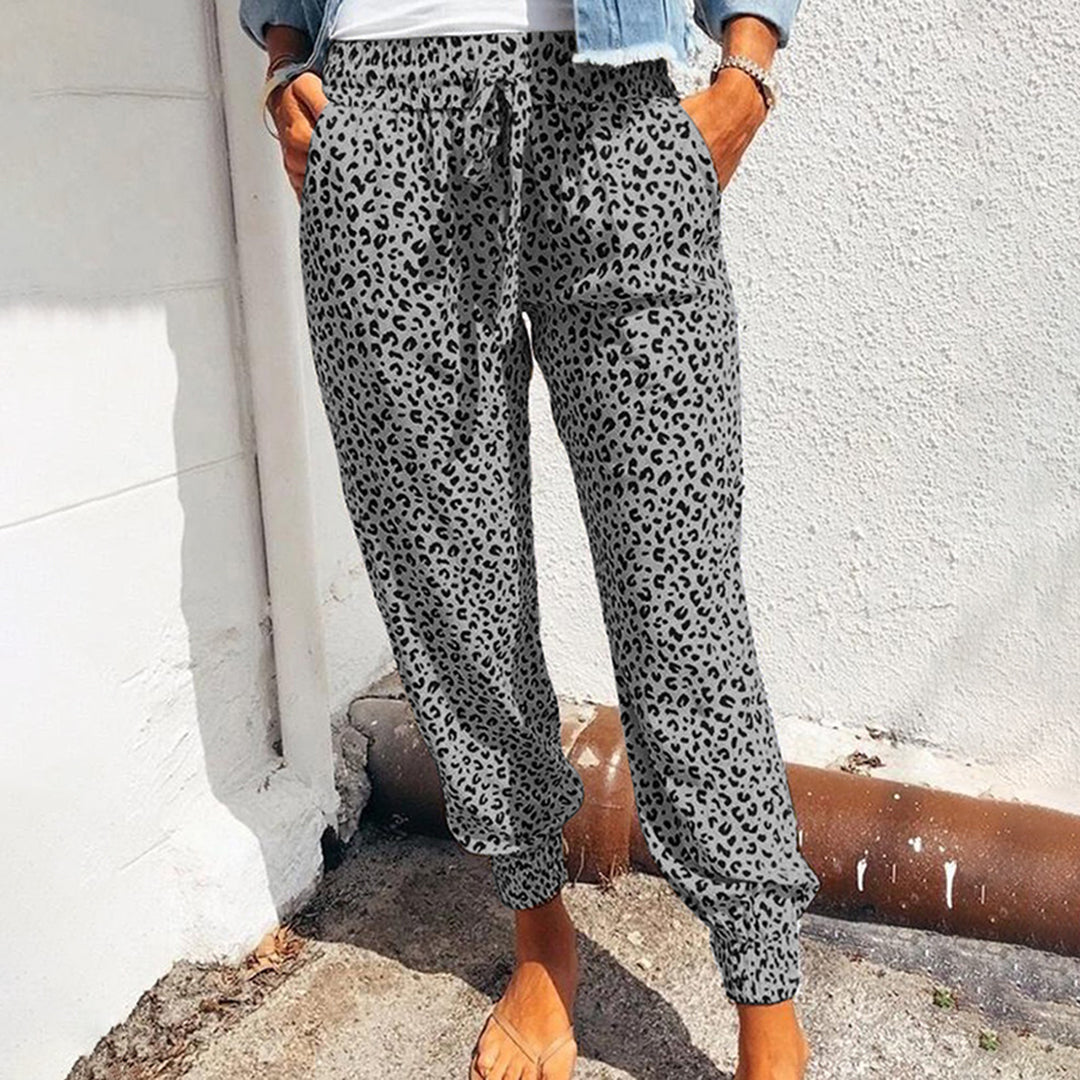 FIONA - Pantalon tendance avec imprimé léopard stylisé
