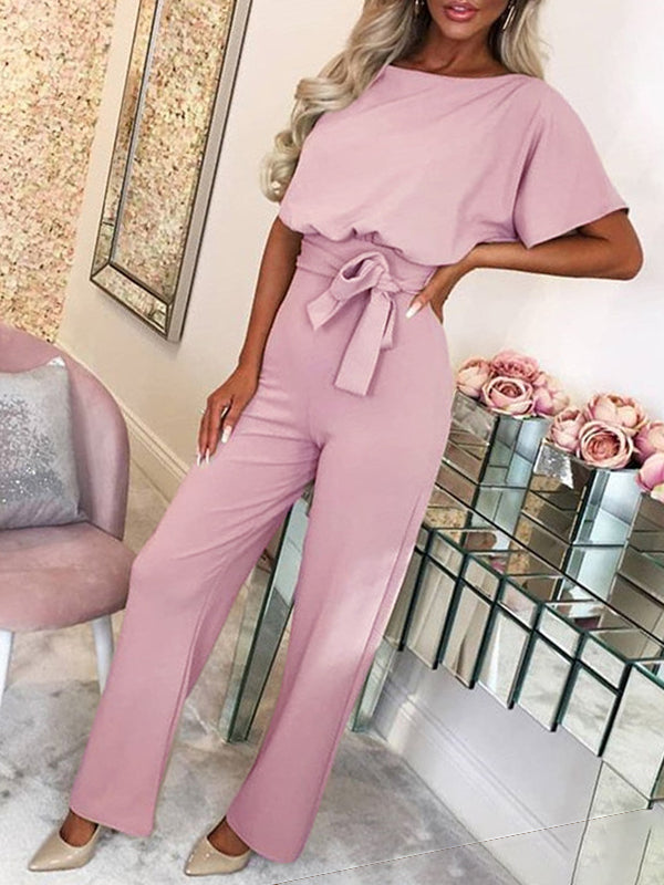 salopette avec ceinture à volants, manches courtes, femme élégante