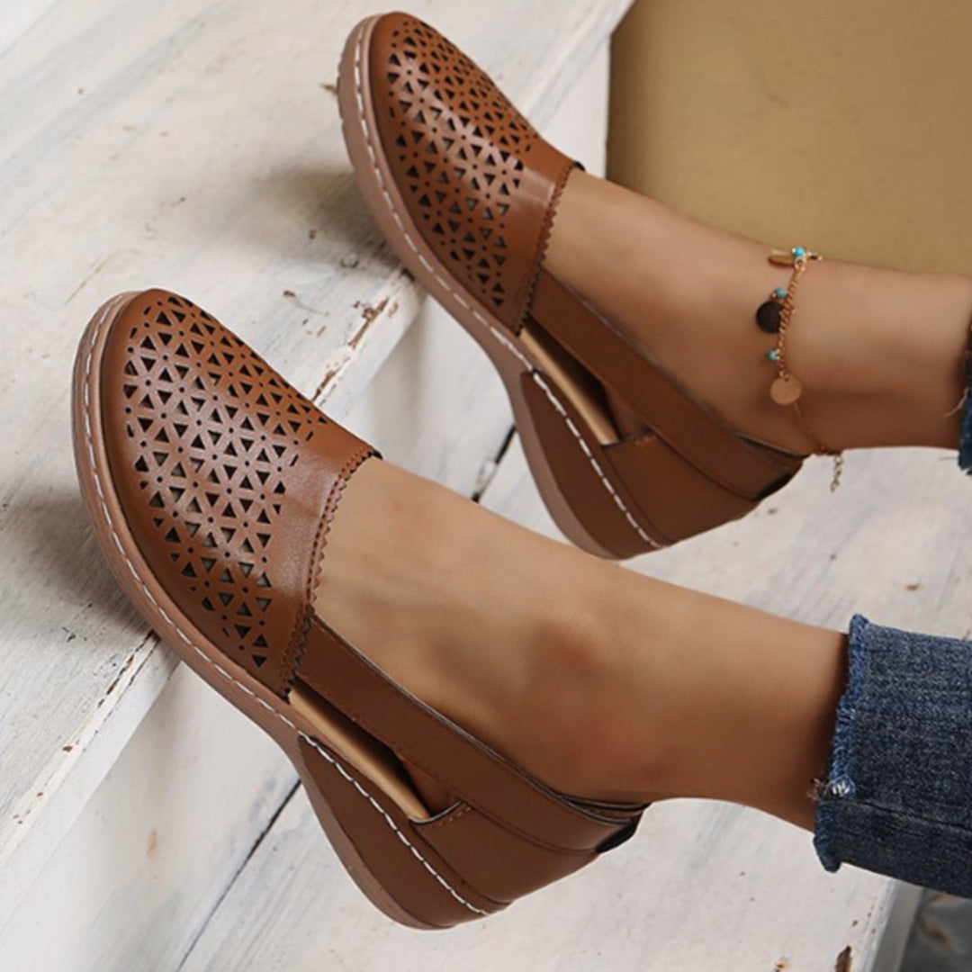 Daantje | Espadrilles élégantes en cuir vintage avec un design évidé unique