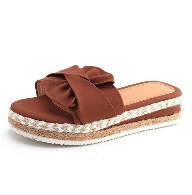 Vanya - Pantoufles de luxe et de style avec ruban élégant pour femmes