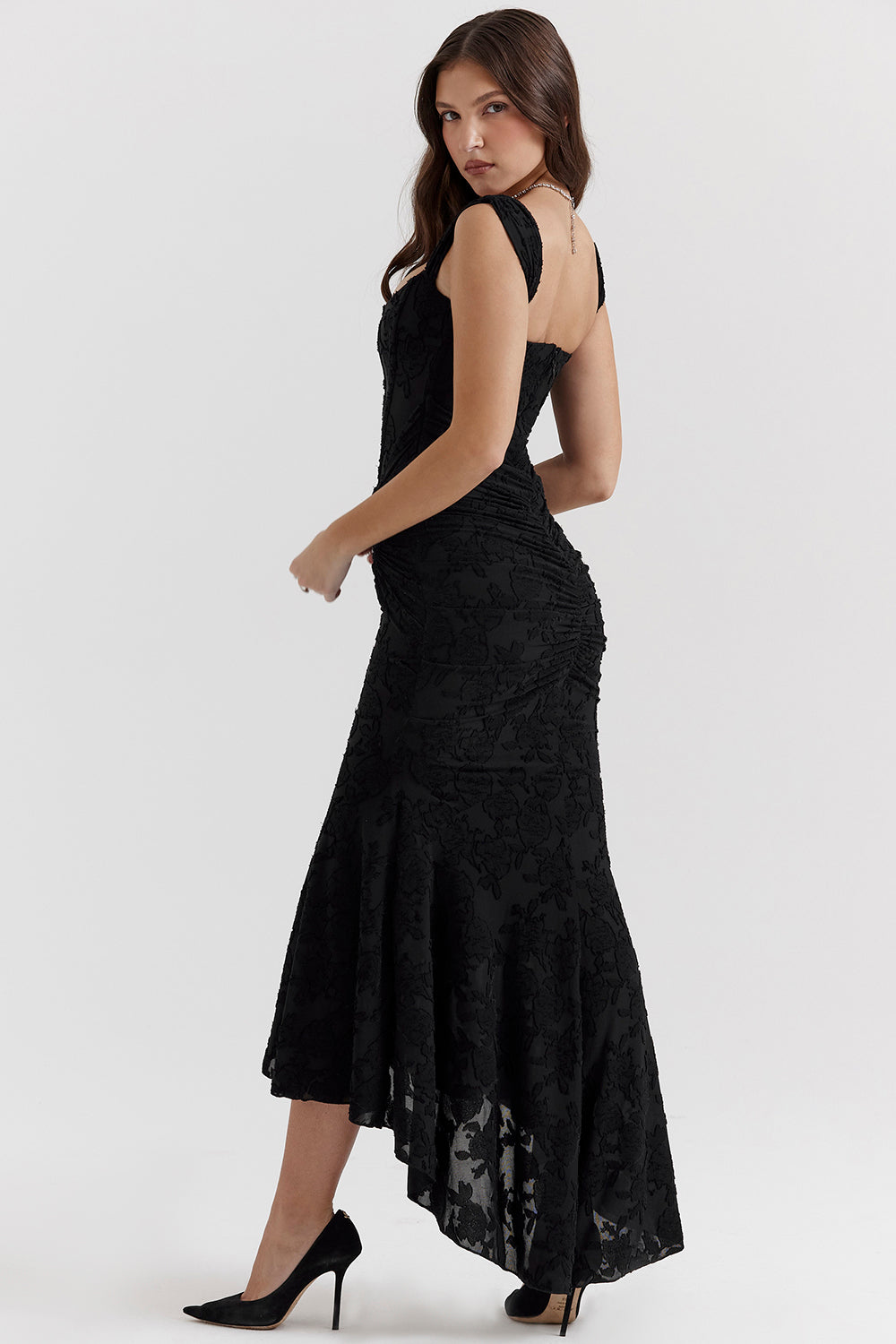 Robe élégante à taille marquée