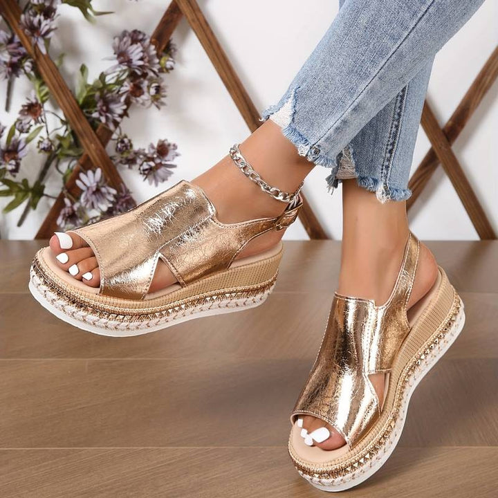 Baylie - Sandales Stylées Métalliques
