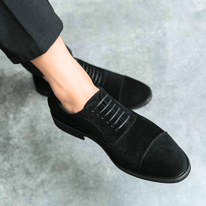 CHAUSSURES EN DAIM POUR HOMMES